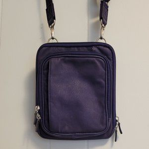 ❣️HP❣️The Well Armed Woman purple lea concealed carry crossbody shoulder bag.